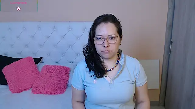 May Carlier online show from 01/13/26, 07:07