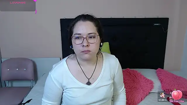 May Carlier online show from 02/19/25, 08:41