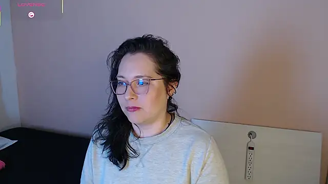 May Carlier online show from 02/03/26, 12:43