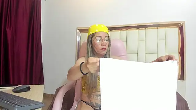  Caroliina online show from 02/24/26, 07:37