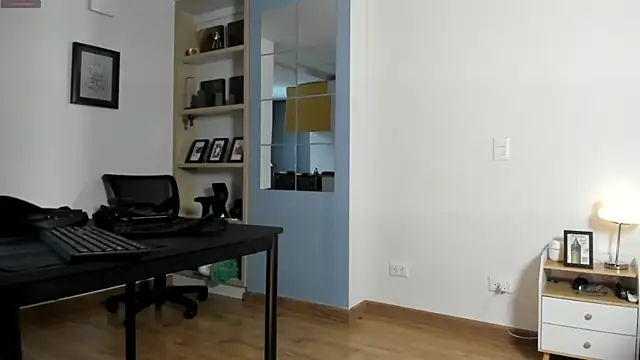 pablo-rincon95 online show from 05/13/26, 02:57