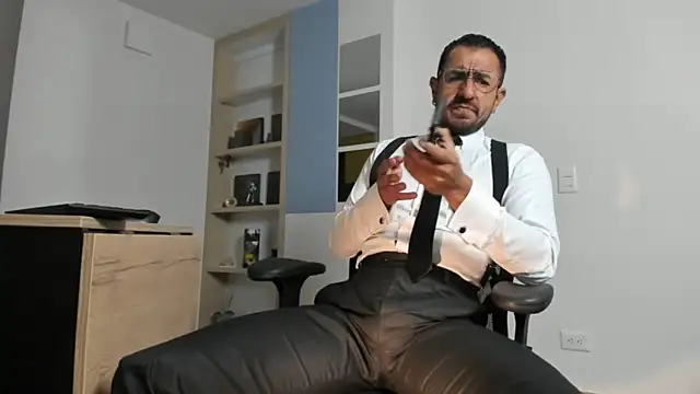 pablo-rincon95 online show from 03/10/26, 12:31