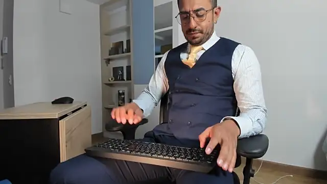 pablo-rincon95 online show from 03/07/26, 11:59