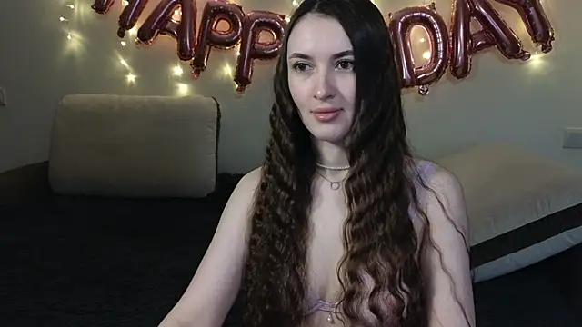 Snapshot of Tutti_Frutt1s chatting on 11/23/25, 06:01 Tutti Frutt1s online show from 11/23/25, 06:01