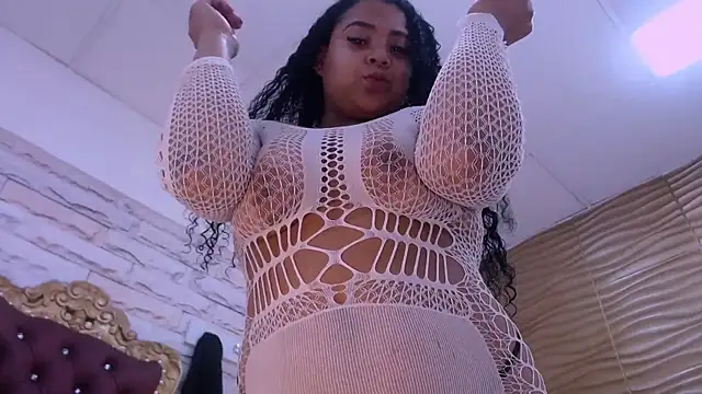 JadeSoleile online show from 10/25/25, 12:17