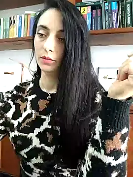 Snapshot of amellie_ros chatting on 12/27/24, 07:35 amellie ros online show from 12/27/24, 07:35