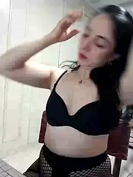 Snapshot of amellie_ros chatting on 01/11/25, 11:23 amellie ros online show from 01/11/25, 11:23