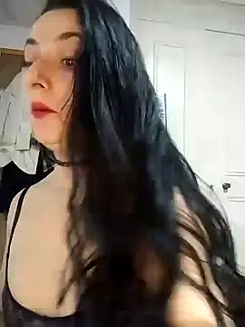 Snapshot of amellie_ros chatting on 02/17/25, 09:21 amellie ros online show from 02/17/25, 09:21