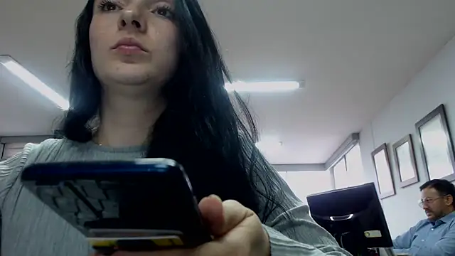 Snapshot of amellie_ros chatting on 03/17/25, 09:13 amellie ros online show from 03/17/25, 09:13