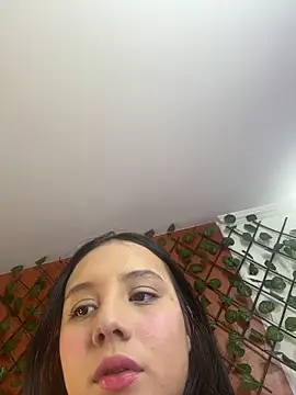 Snapshot of Emily_Trujillo chatting on 10/18/25, 04:09 Emily Trujillo online show from 10/18/25, 04:09