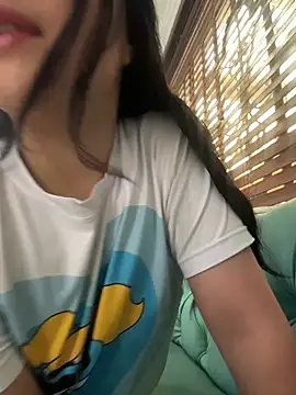 Emily Trujillo online show from 11/04/25, 05:17