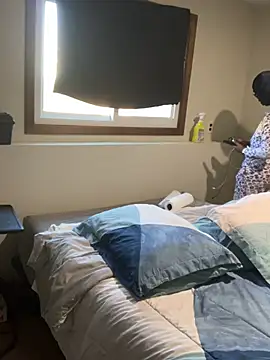 Snapshot of spicysugar74 chatting on 12/12/24, 05:37 spicysugar74 online show from 12/12/24, 05:37