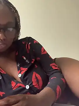 Snapshot of spicysugar74 chatting on 02/27/26, 08:30 spicysugar74 online show from 02/27/26, 08:30