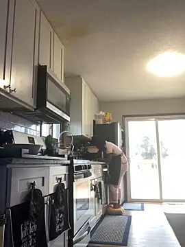 Snapshot of spicysugar74 chatting on 11/25/25, 05:24 spicysugar74 online show from 11/25/25, 05:24