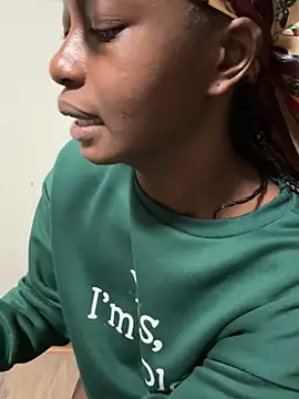 Snapshot of spicysugar74 chatting on 02/06/25, 01:05 spicysugar74 online show from 02/06/25, 01:05