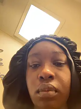 Snapshot of spicysugar74 chatting on 12/02/24, 07:22 spicysugar74 online show from 12/02/24, 07:22