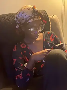 Snapshot of spicysugar74 chatting on 02/06/25, 11:15 spicysugar74 online show from 02/06/25, 11:15