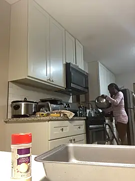 Snapshot of spicysugar74 chatting on 02/12/25, 12:27 spicysugar74 online show from 02/12/25, 12:27