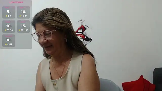 Aranza-Queen online show from 10/20/25, 02:17