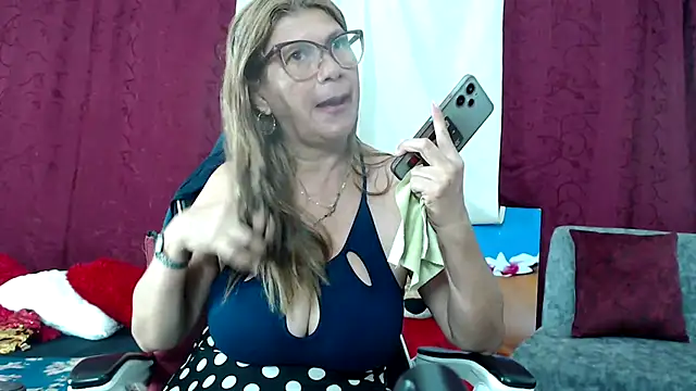 Aranza-Queen online show from 02/15/25, 02:22