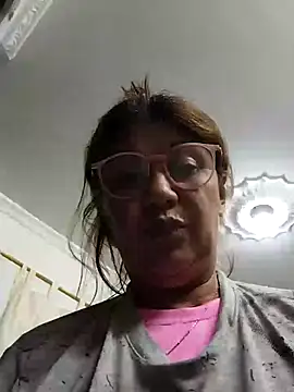 Aranza-Queen online show from 11/10/25, 08:47