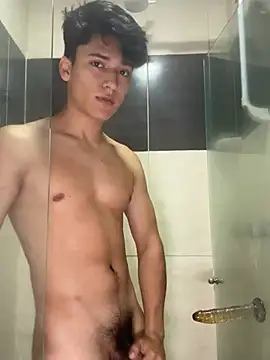 LiamEvans 0 online show from 02/01/25, 07:55