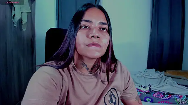 Snapshot of Mabelydani chatting on 11/27/25, 10:32 Mabelydani online show from 11/27/25, 10:32