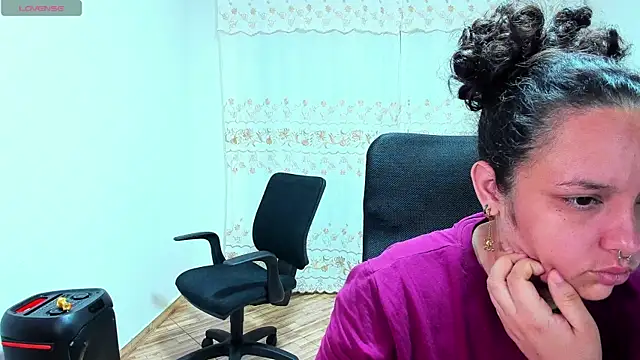 Snapshot of Mabelydani chatting on 09/11/25, 10:26 Mabelydani online show from 09/11/25, 10:26