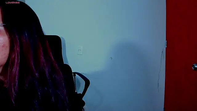 Snapshot of Mabelydani chatting on 11/21/25, 10:20 Mabelydani online show from 11/21/25, 10:20