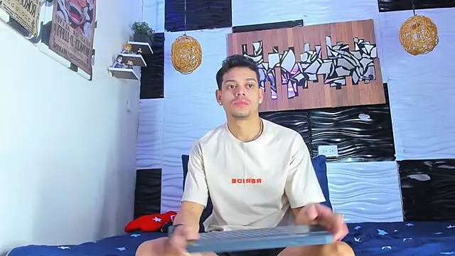 Friendsofeverything  online show from 12/20/25, 01:14