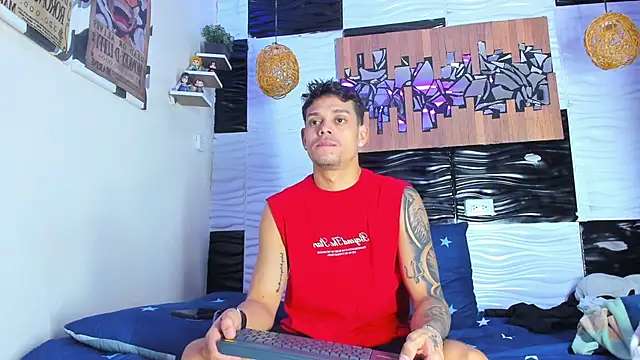 Friendsofeverything  online show from 12/18/25, 10:57