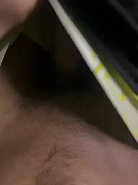 Snapshot of Privateseducer chatting on 02/26/25, 09:09 Privateseducer online show from 02/26/25, 09:09