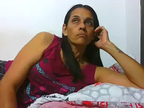 latinbrunettet online show from 03/12/25, 12:36