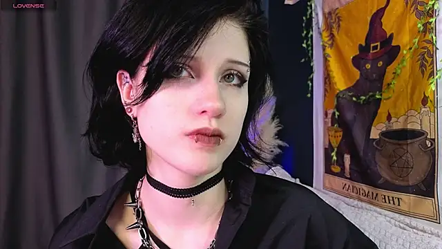 dark vamp  online show from 01/23/25, 03:43