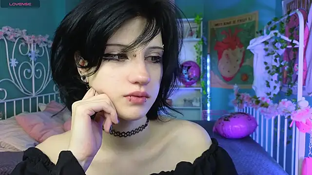 dark vamp  online show from 02/20/25, 11:43