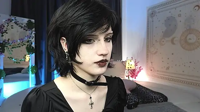 dark vamp  online show from 03/02/25, 10:47