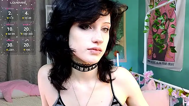 dark vamp  online show from 10/14/25, 05:13