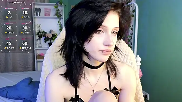 dark vamp  online show from 10/19/25, 02:42