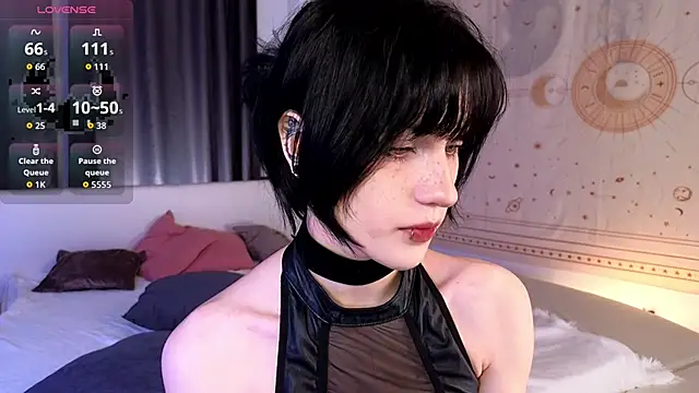 dark vamp  online show from 11/27/25, 05:35