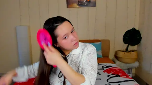 Mira Karter online show from 04/15/26, 02:39