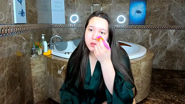 Mira Karter online show from 03/05/25, 02:46