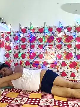 PeaCoooock online show from 10/12/25, 05:36