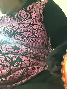 PeaCoooock online show from 12/17/25, 03:39