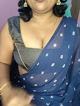 Snapshot of honey-sexy chatting on 06/26/26, 11:38 honey-sexy online show from 06/26/26, 11:38
