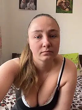 Joannakiss online show from 04/17/26, 10:18