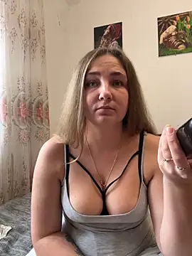 Joannakiss online show from 11/07/25, 09:47