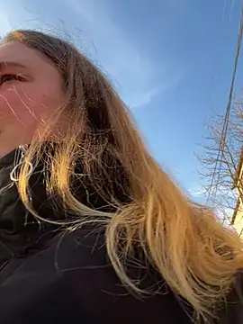 Joannakiss online show from 03/04/25, 02:42