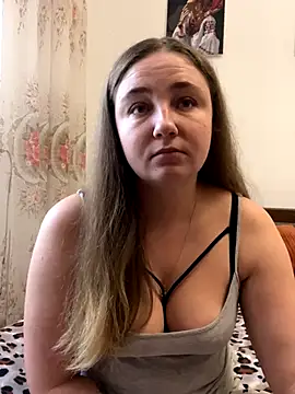 Joannakiss online show from 11/20/25, 12:17