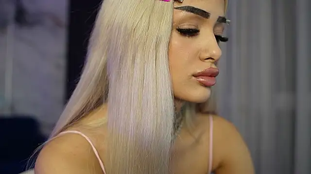 Snapshot of blondie_muller chatting on 03/09/26, 09:18 blondie muller online show from 03/09/26, 09:18