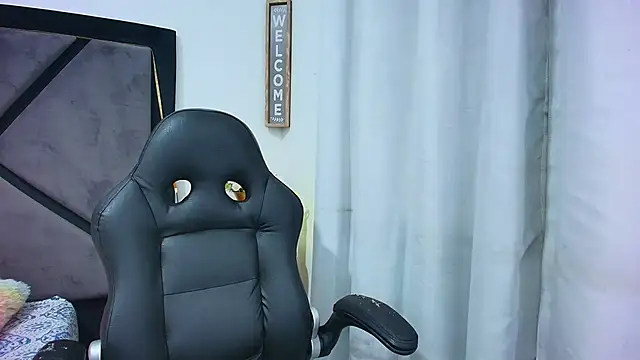 GabrielaDurann online show from 09/14/25, 03:34